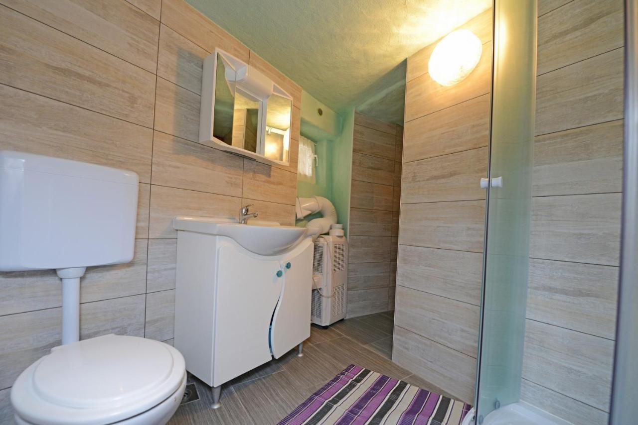Maja Apartment Višnjan Exteriör bild