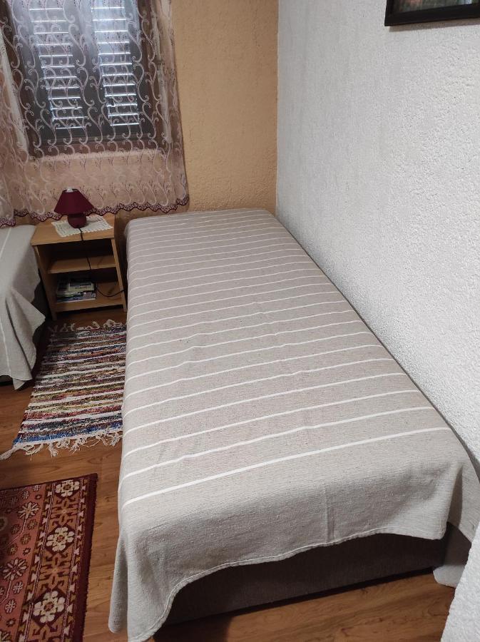 Maja Apartment Višnjan Exteriör bild