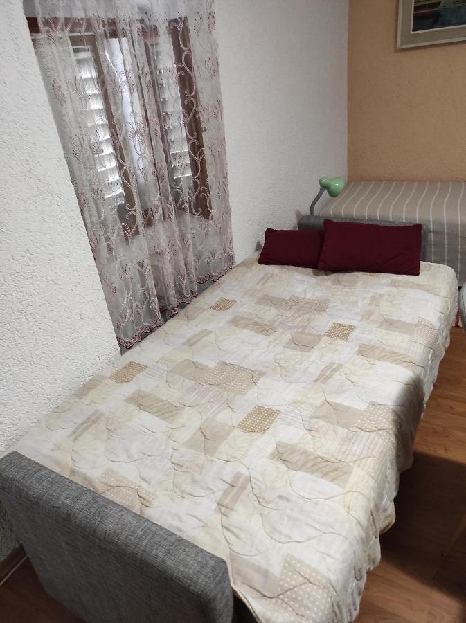 Maja Apartment Višnjan Exteriör bild