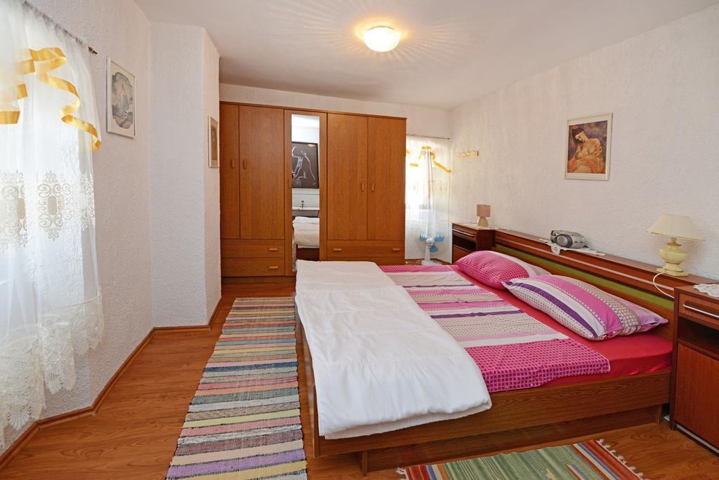 Maja Apartment Višnjan Exteriör bild