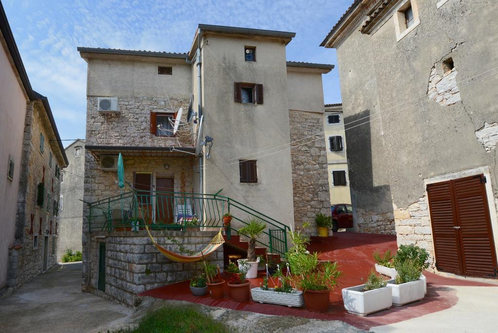 Maja Apartment Višnjan Exteriör bild